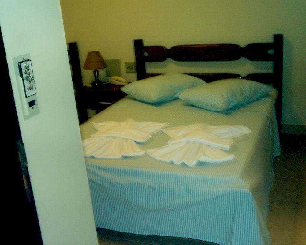 Hotel Families Uberlândia Buitenkant foto